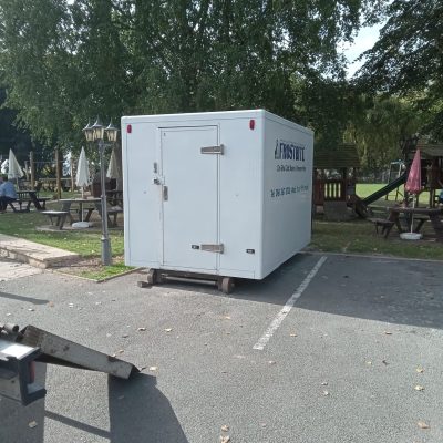 Emergency refrigerated trailer from Frostbite Refrigeration deployed during a power outage