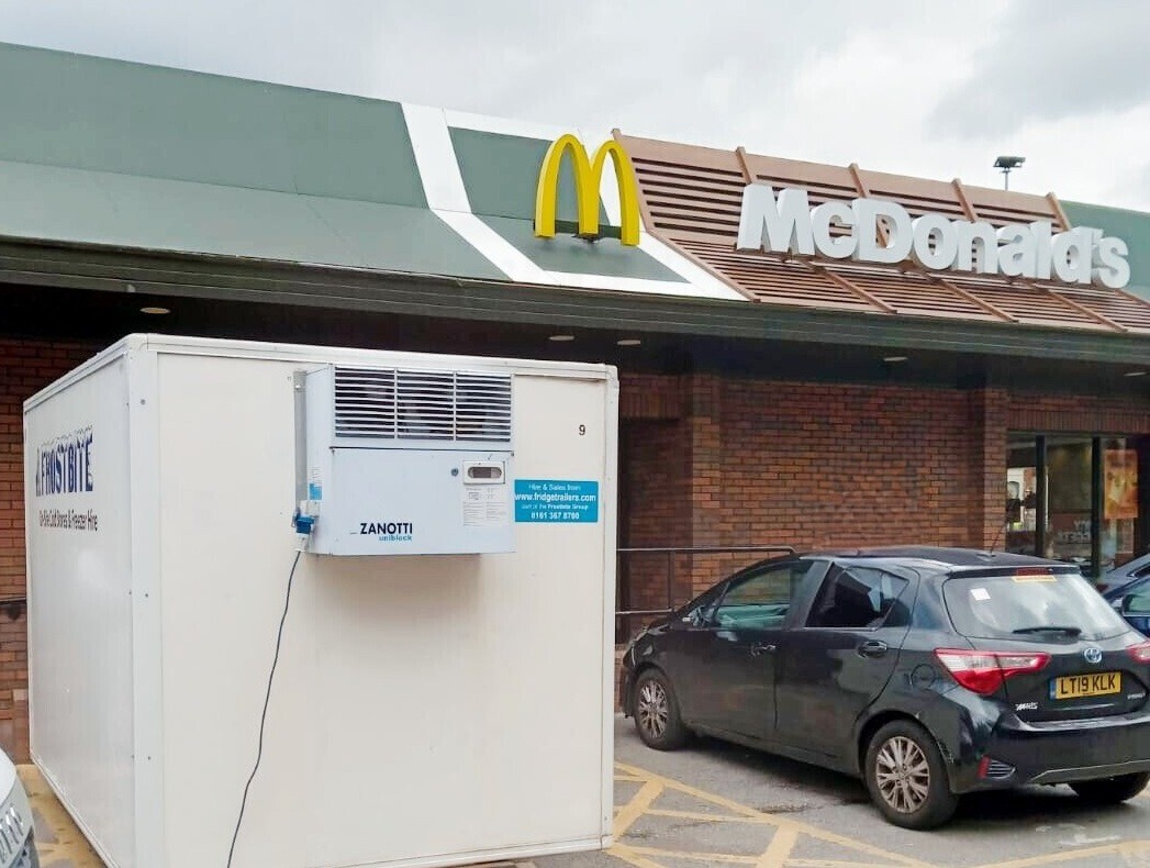 Emergency freezer trailer for a fast food restaurant in the North West